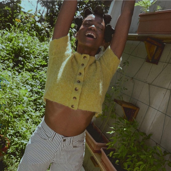 Tach Clothing Dalia Mohair Elastano crop sweater Knit Top - Picture 2 of 5